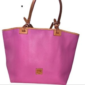 Magenta Dooney & Bourke Medium E-W Tote
